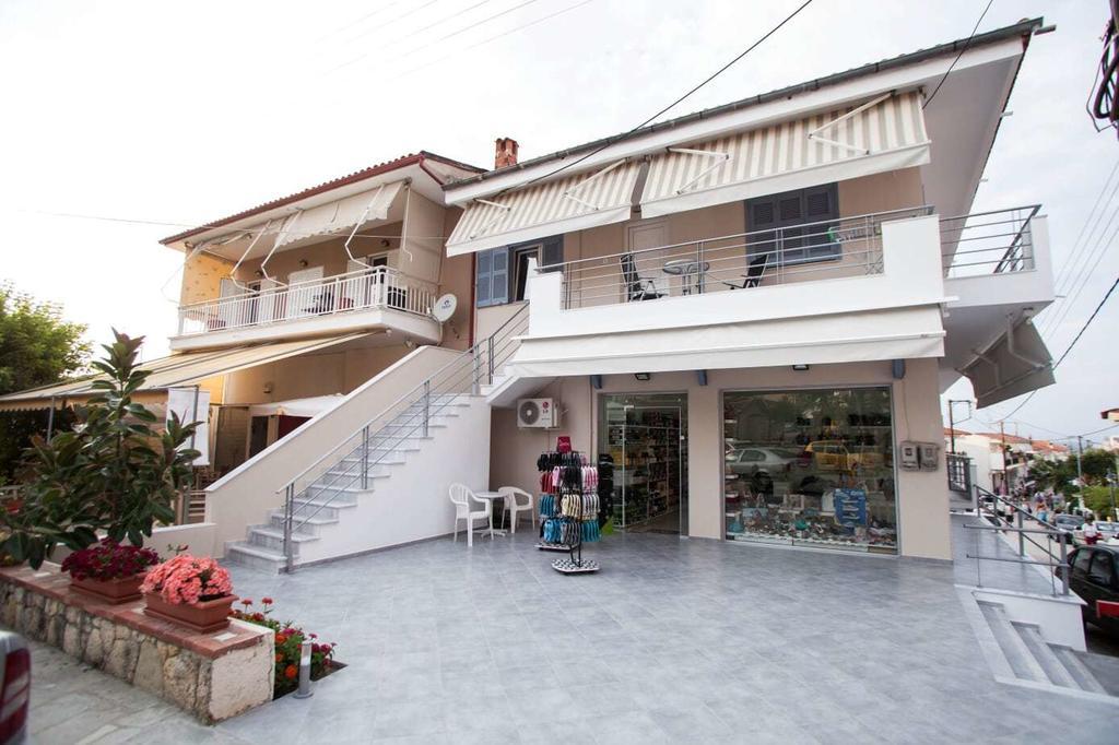 Kentrikon Suites Полихроно Номер фото